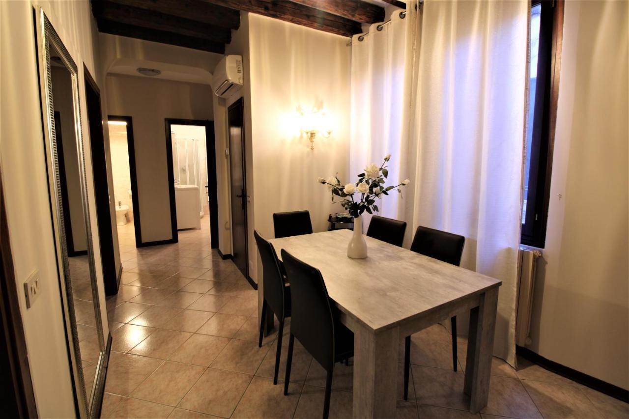 Central And Spacious Apartment Βενετία Εξωτερικό φωτογραφία